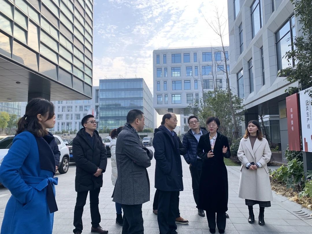 園區動態丨上海市科創辦及保稅區管理局赴外高橋生物醫藥園自貿壹號調研